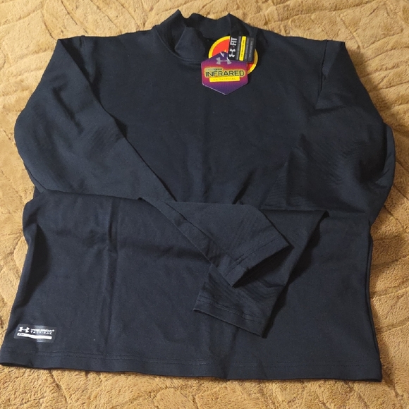 Under Armour Men's Black Compression Shirt - Picture 1 of 6